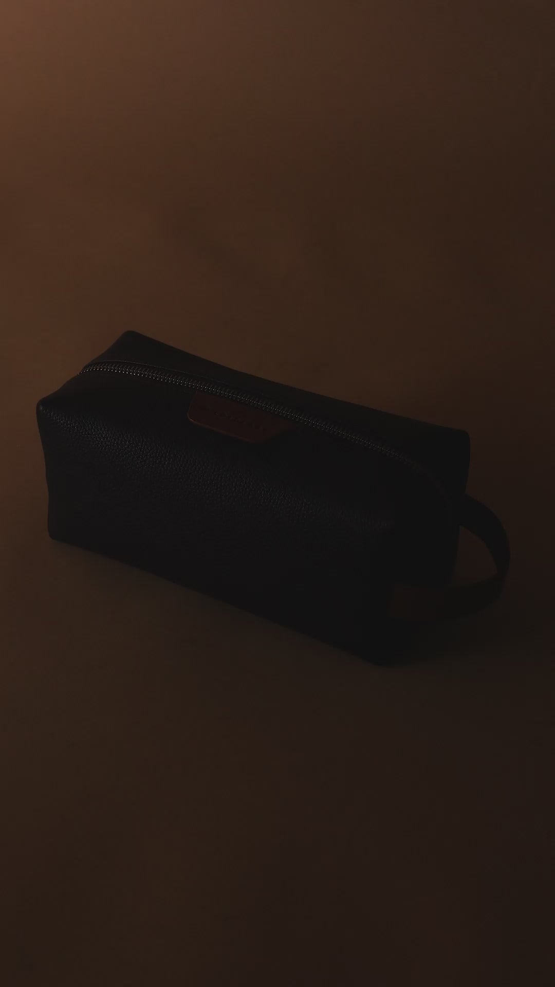 The Geeky Dopp Kit brown leather dopp kit – product video